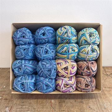 Sock Box 75 - 3 Mixed - minimum 8 par strømper